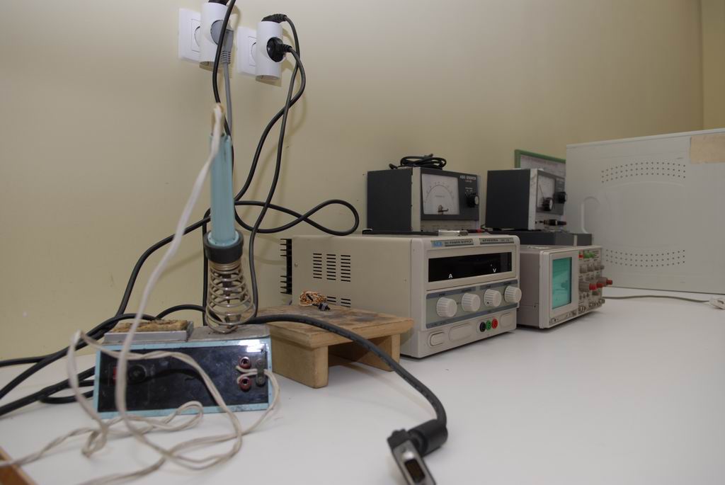 ilektron04